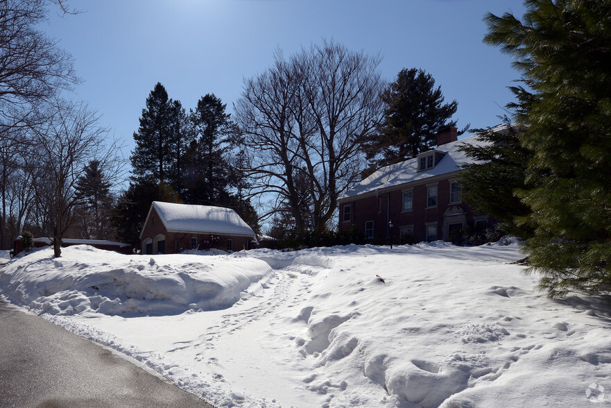 Primary Photo - MBH Apartments