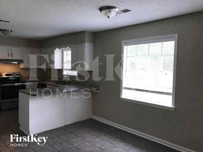 Building Photo - 6974 Autumn Crest Cove