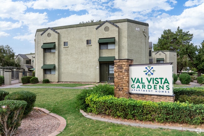 Building Photo - Val Vista Gardens
