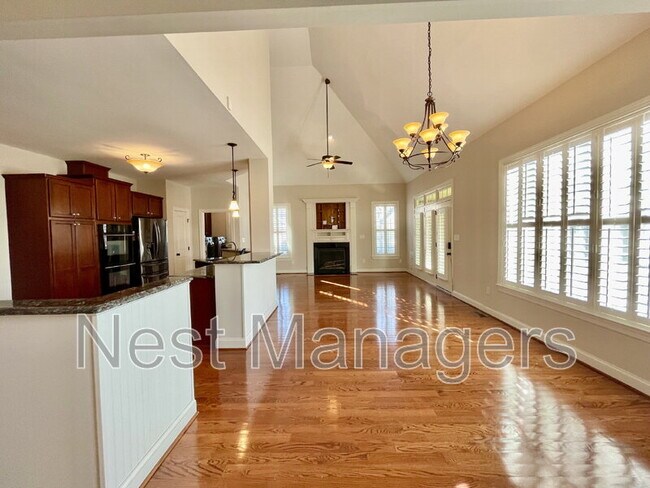 Building Photo - 2905 Deep Channel Ct