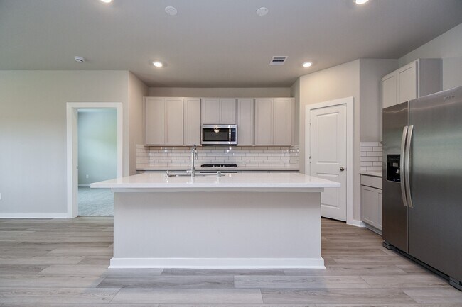 Building Photo - 5122 juniper lagoon