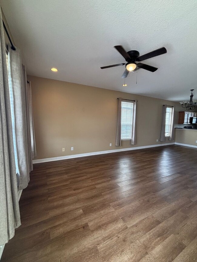Building Photo - **MANAGERS SPECIAL 250 OFF FIRST MONTH REN...