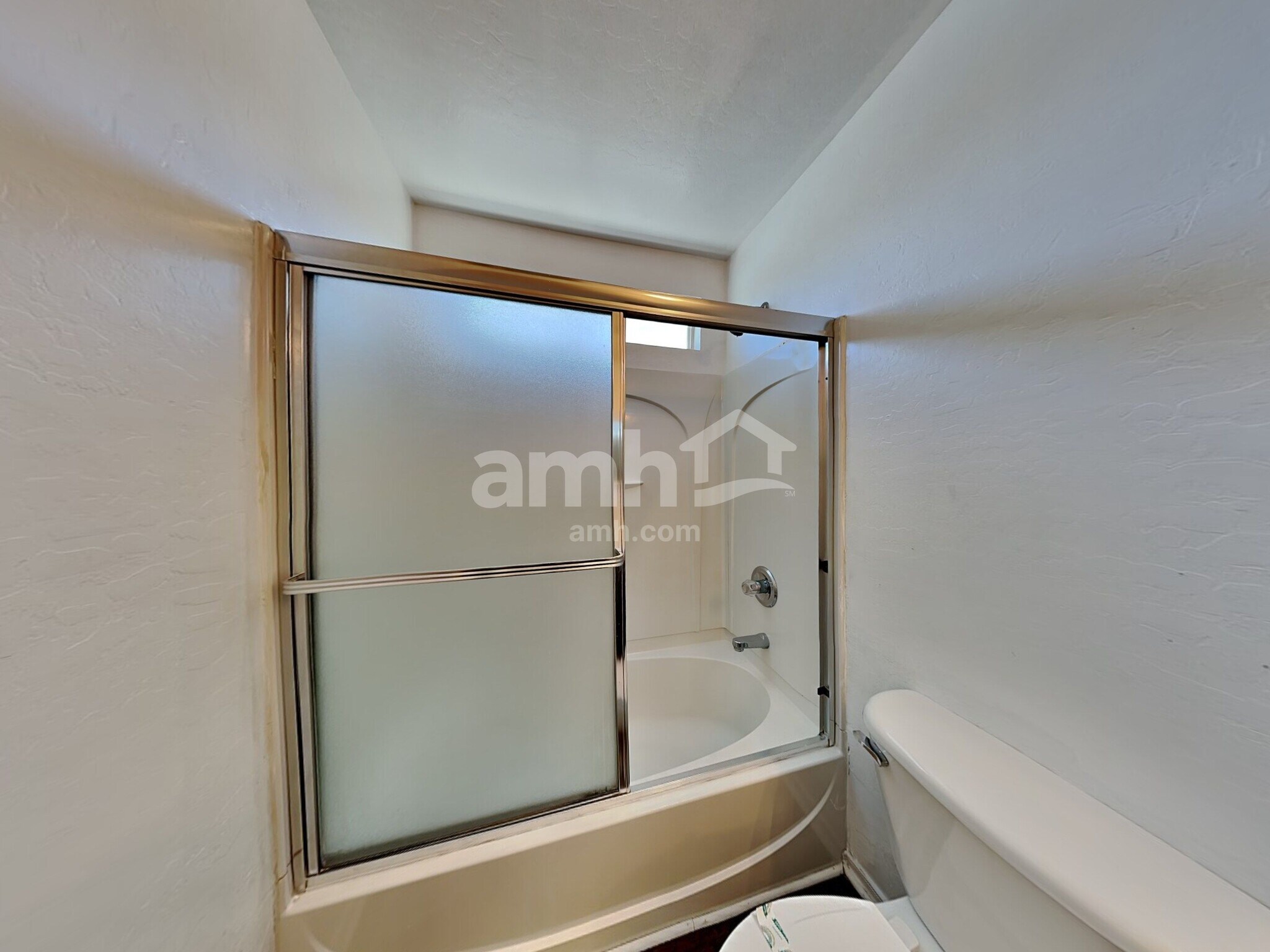 Building Photo - 14838 W Columbine Dr