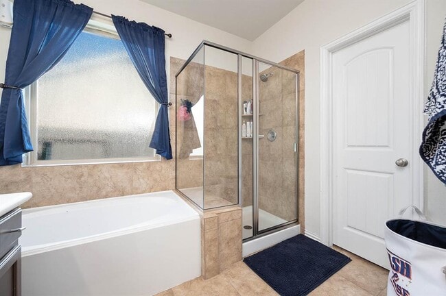 Building Photo - 8807 Harvest River Dr