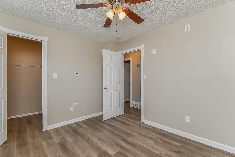 Building Photo - 4945 Manzana Dr
