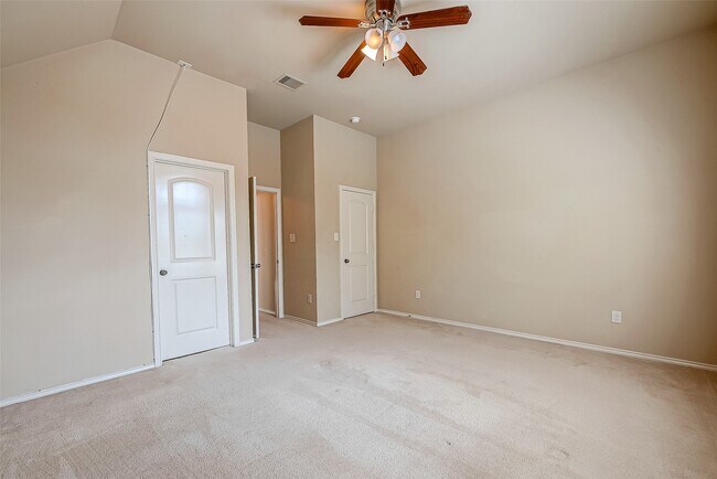 Building Photo - 16010 Juniper Shores Dr