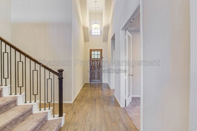 Building Photo - 6102 Grace Falls Dr