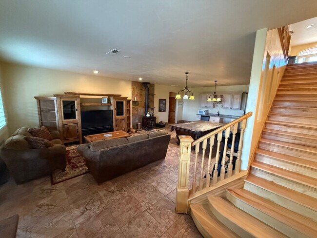 Building Photo - Truly unique and one of a kind Baker Reservoir home. Price Reduced! 3-Month Lease Option Available!