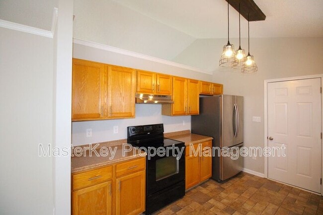 Building Photo - 305 Noonday Ct