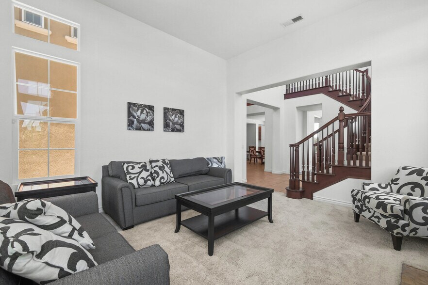 Building Photo - 2917 Babbling Brook Rd