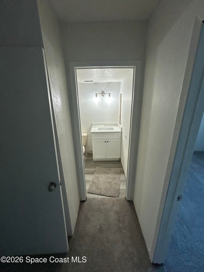 Building Photo - 7801 Maplewood Dr