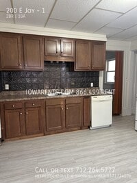 Building Photo - 200 E Joy-1