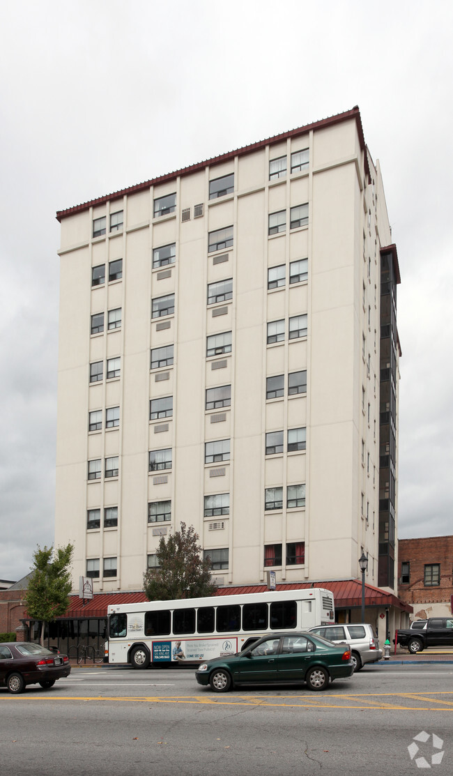 Building Photo - University Tower