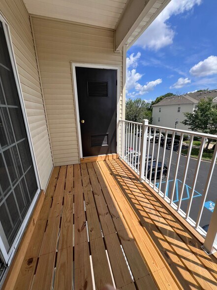 Building Photo - 933 Del Negro Ct