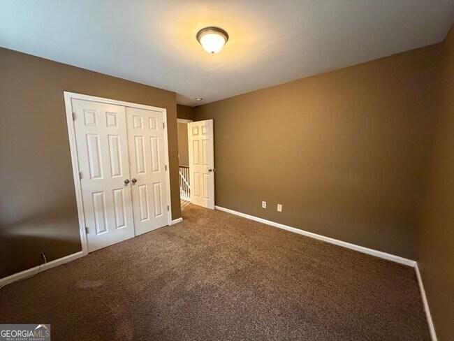 Building Photo - 2473 Capella Cir SW