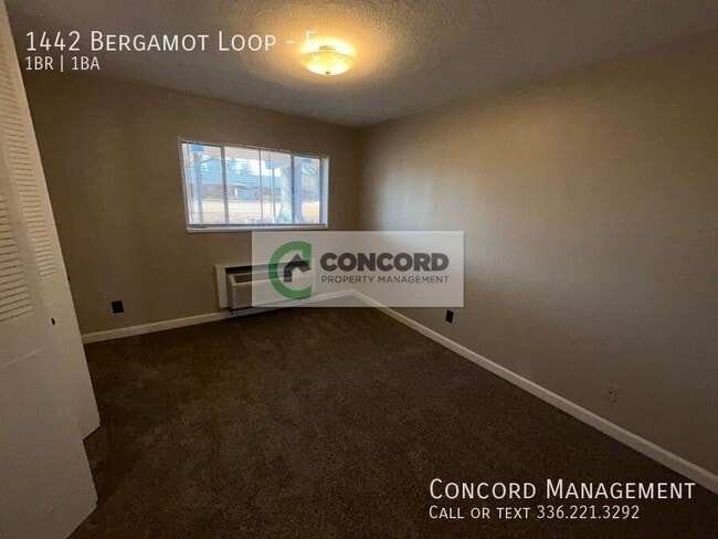 Building Photo - 1442 Bergamot Loop