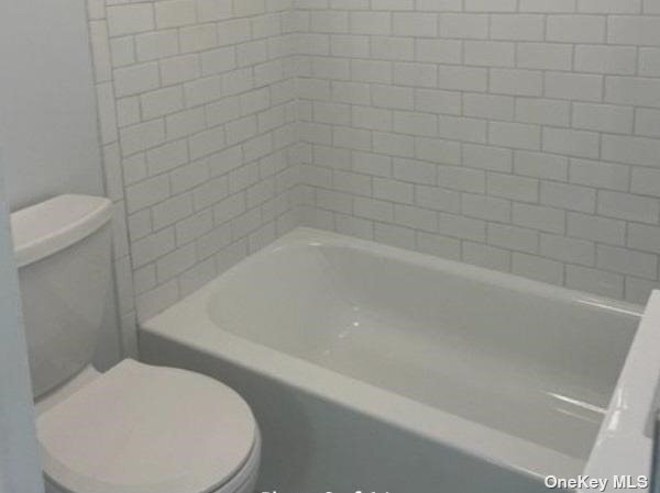 Building Photo - 3 Caroline St