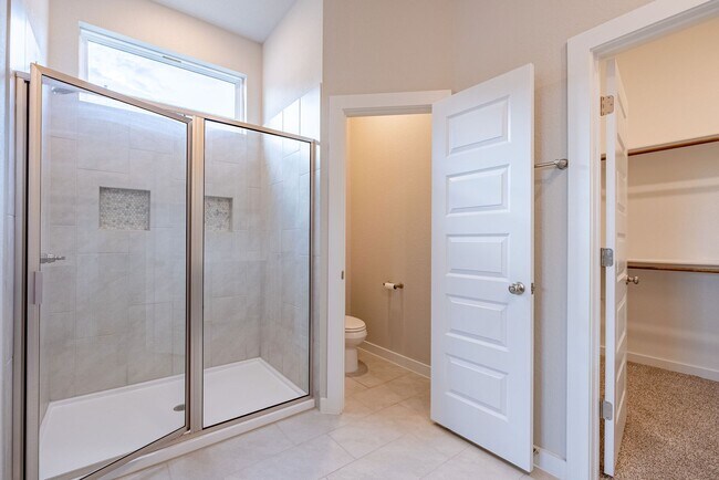 Building Photo - Beautiful 4 Bedroom, 2.5 Bathroom home in Manor!!!