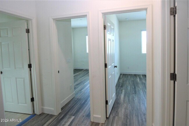 Building Photo - 3173 S Magnolia Ln