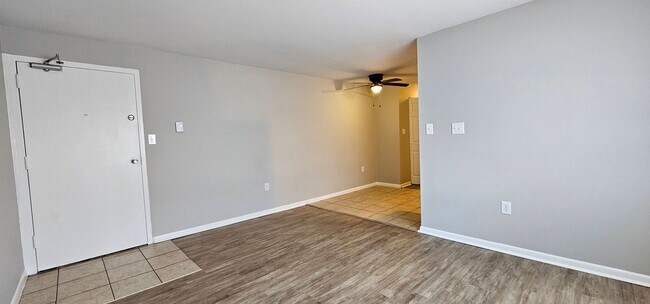 Building Photo - 153 North Dixie Drive