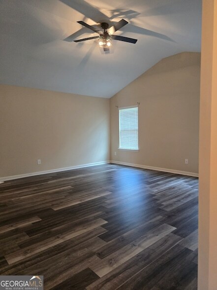 Building Photo - 330 Riverstone Dr