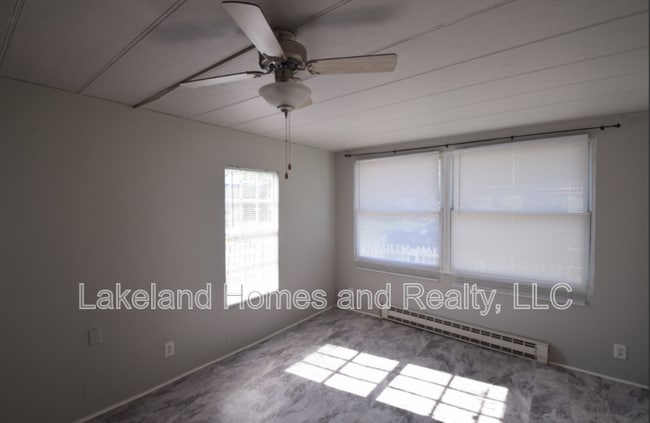 Building Photo - 3310 Peachtree Hill Rd