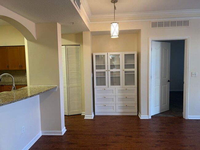 Building Photo - Nice 2B/2B for rent in Esplanade Town Center!