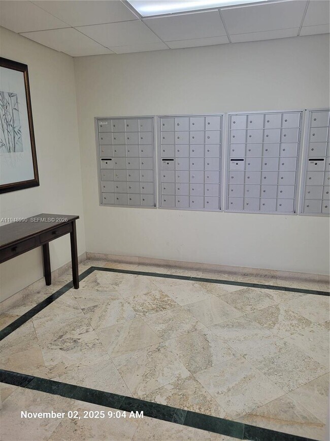 Building Photo - 2351 Douglas Rd