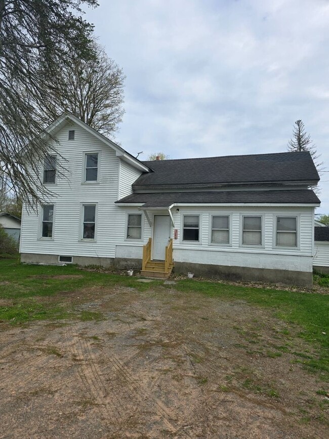 Building Photo - 3246 Haskins Rd