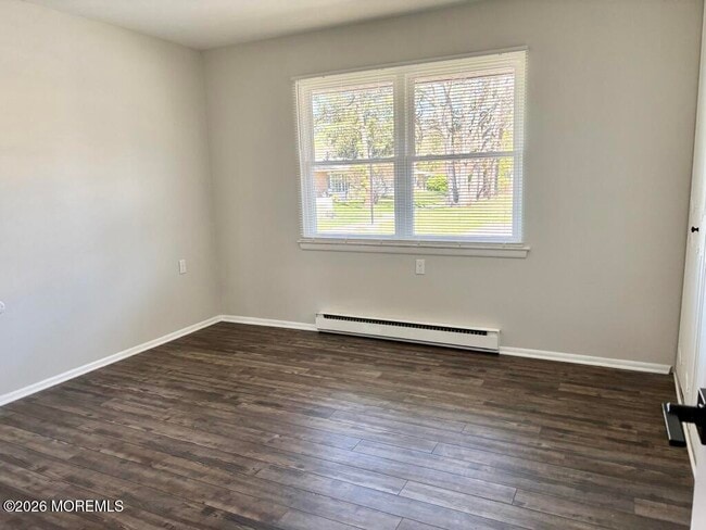 Building Photo - 43C Edinburgh Ln