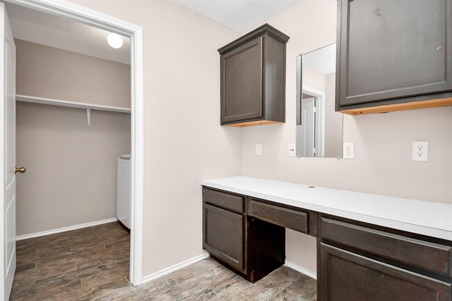 Building Photo - 4546 Newhope Terrace Ln