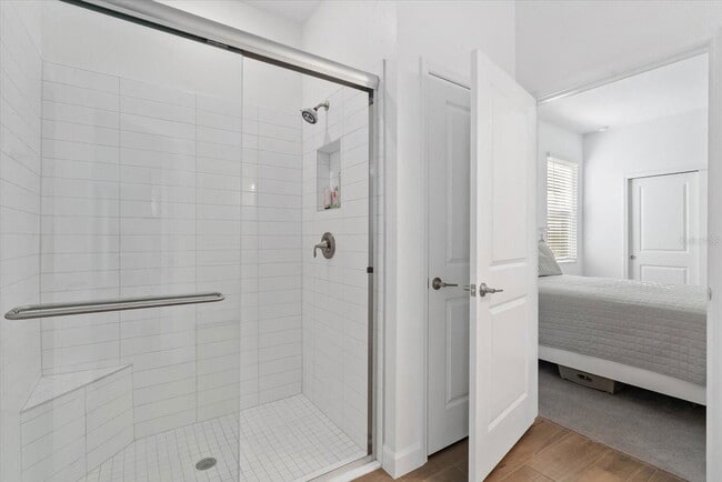 Building Photo - 5524 Little Path Dr