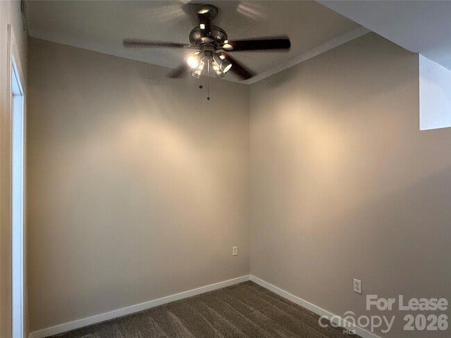 Building Photo - 715 N Church St