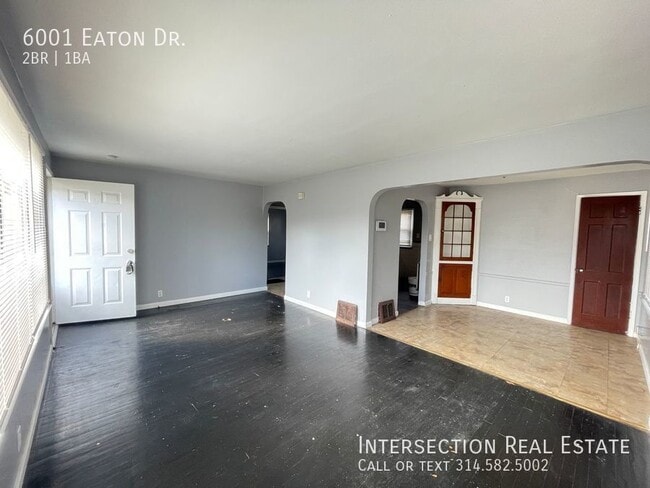 Building Photo - 6001 Eaton Dr