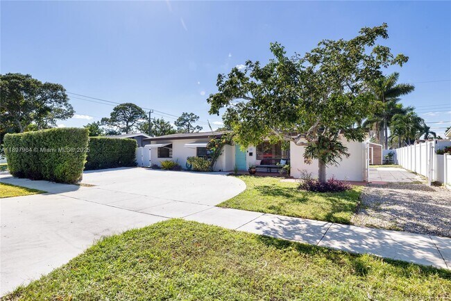 Building Photo - 2249 SW 34th Terrace