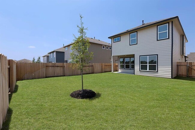 Building Photo - 225 San Gabriel River Rd