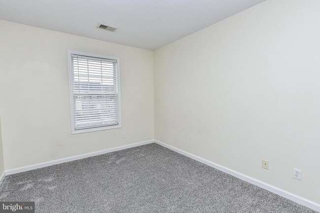 Building Photo - 24 Sanford Dr