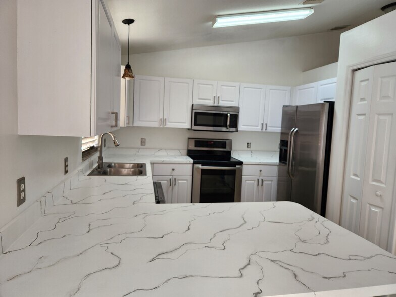 kitchen updated - 7846 100th Ave