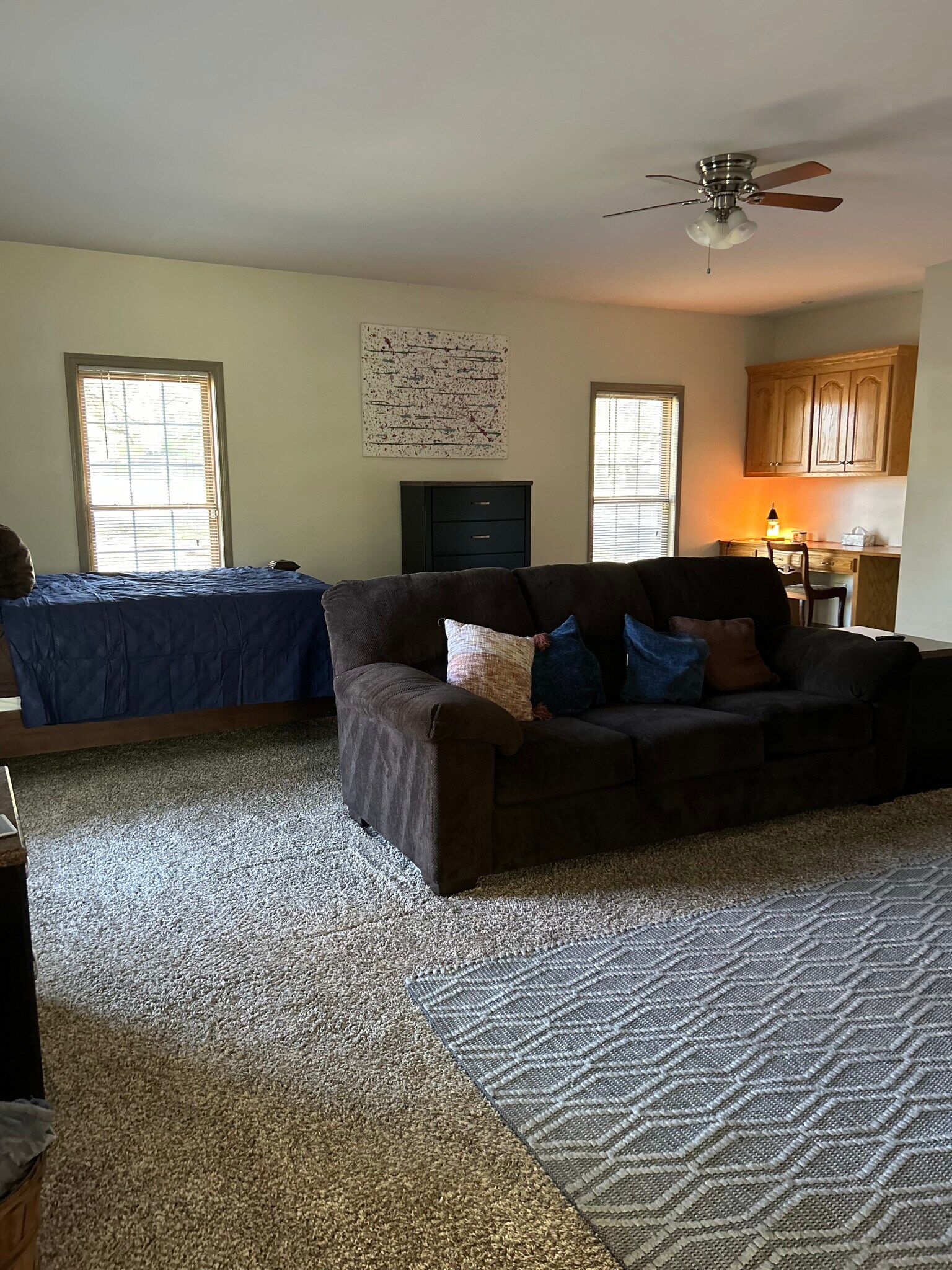 Building Photo - 1205 N Parker St