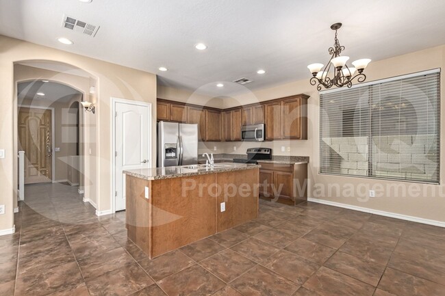 Building Photo - 11155 N 82nd Dr