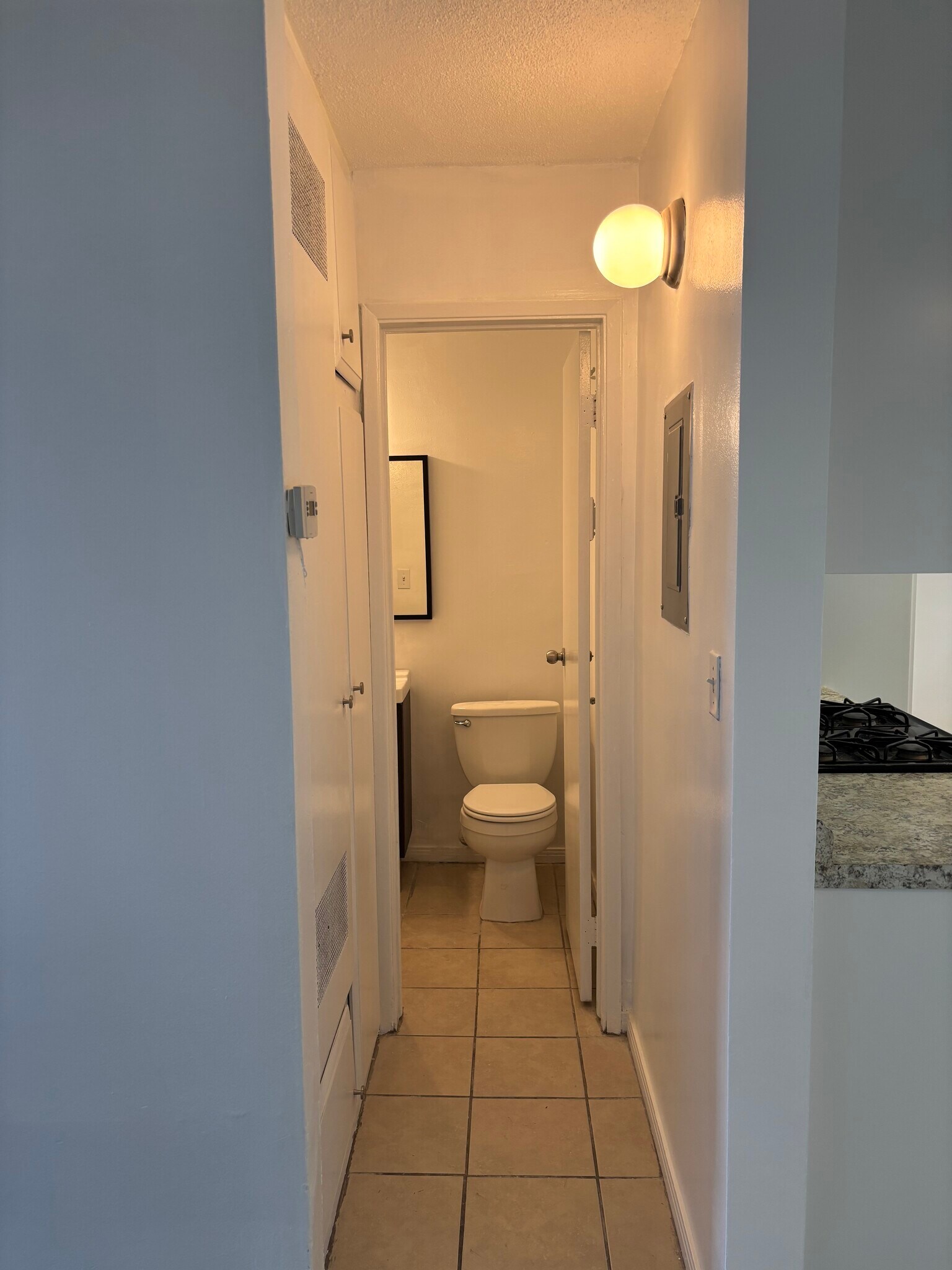 Building Photo - 1639 W 80th St