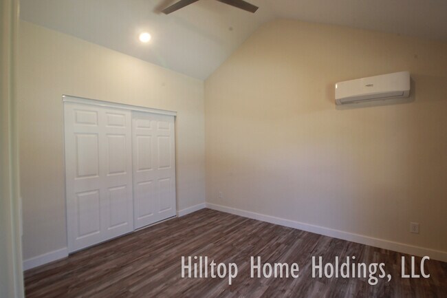 Building Photo - 55 Hilltop Rd