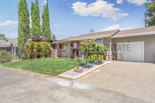 Building Photo - 5807 Filbert Ave