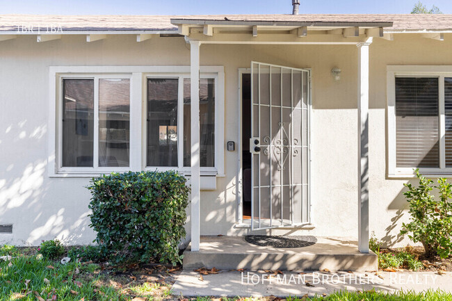 Building Photo - 12417 1/2 Chandler Blvd-A