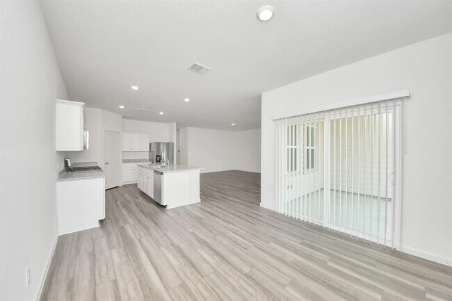 Building Photo - 10307 Costa Ter Dr