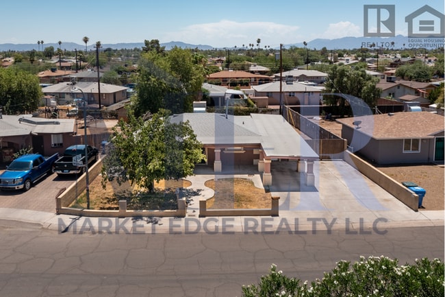 Building Photo - 3Bed/1Bath Home at 67th Ave/Indian School!...