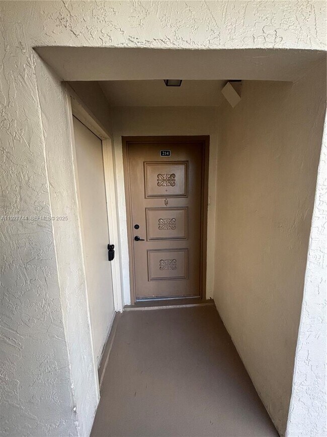 Building Photo - 7725 SW 86th St