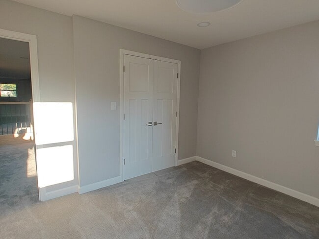 Building Photo - 3 Bedroom Single Family Home in Pleasant Hope