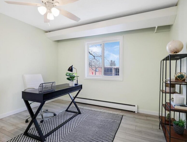 Building Photo - 5400 Three Points Blvd