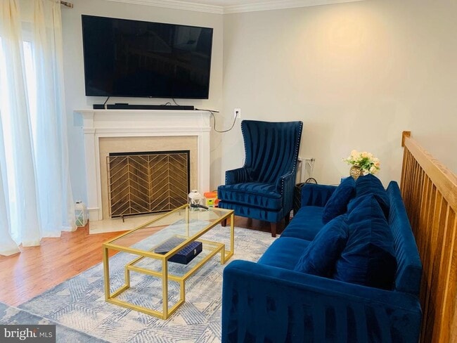 Building Photo - 14162 Compton Valley Way